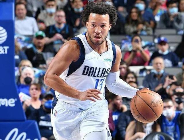 窥双方攻防 窥双方攻防