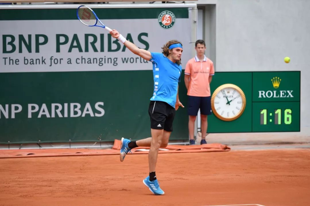 行云流水般 行云流水般