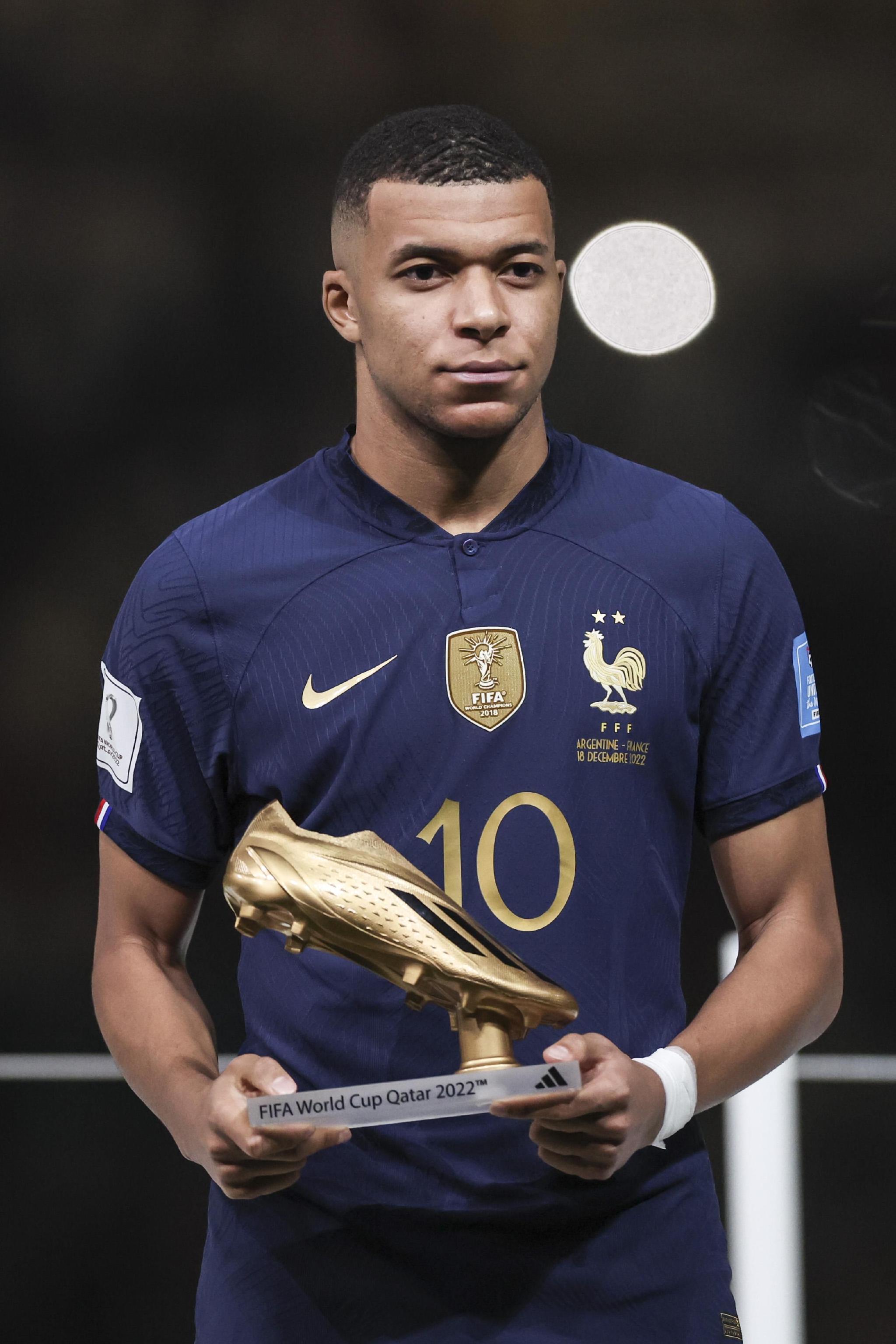 赛场强度与 赛场强度与