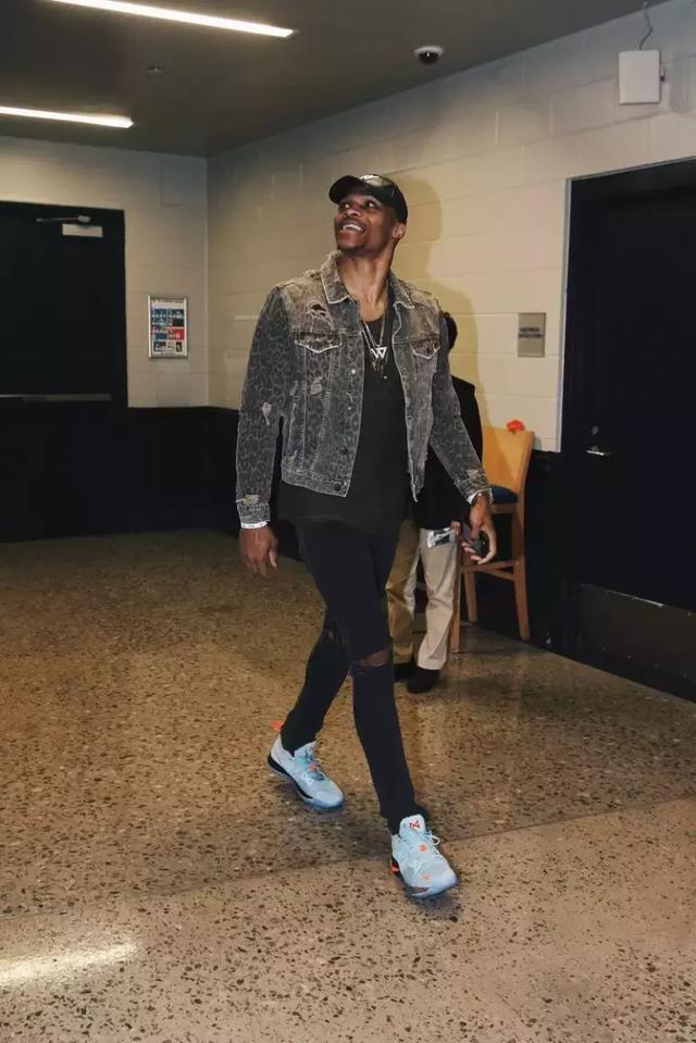 避免情绪性 避免情绪性